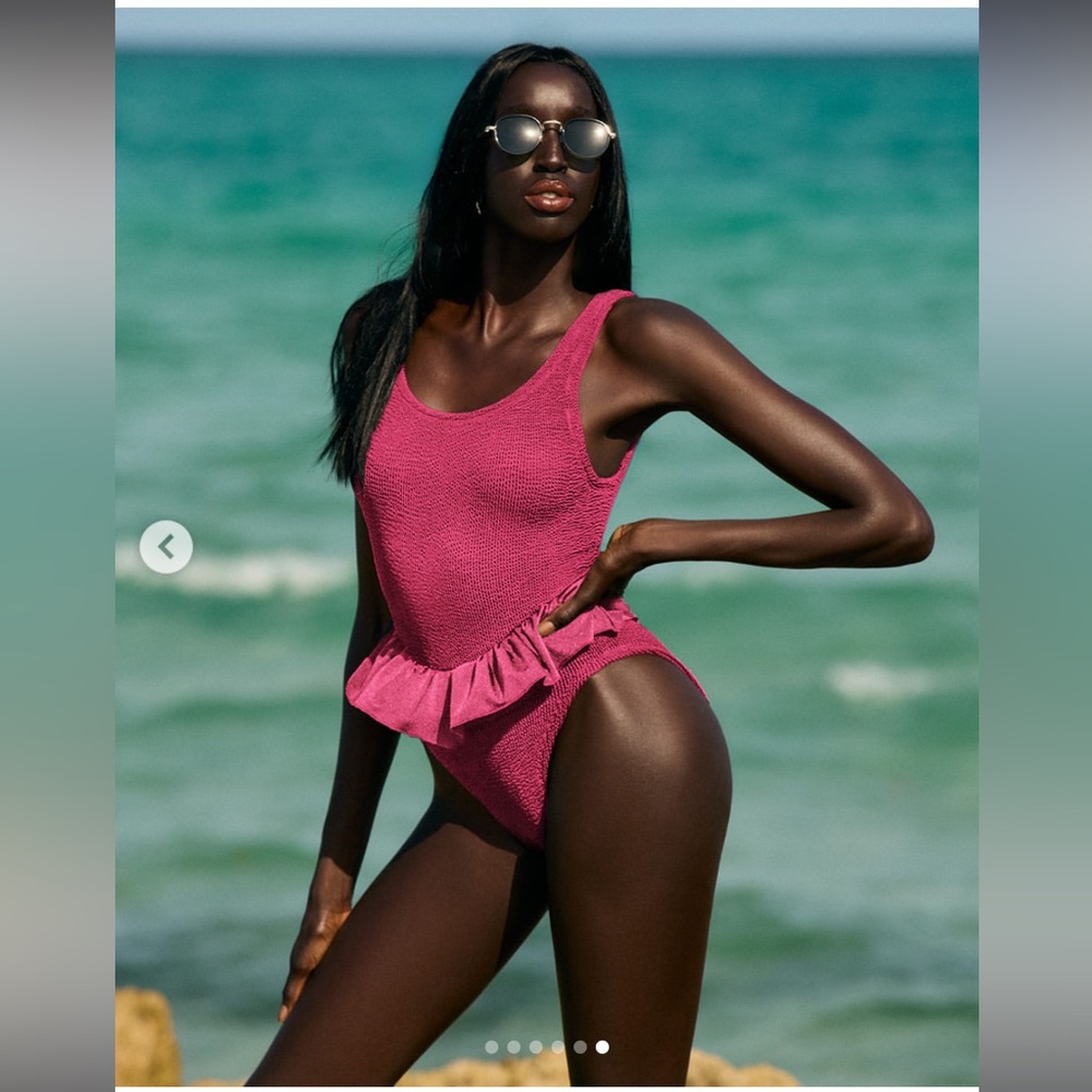 Hunza G Raspberry Hot Pink Denise Crinkle Swimsuit NWT